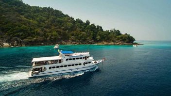 Diving Liveaboard Similan
